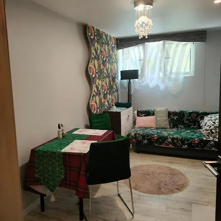 W Suterynie 15 Min Centrum Гданьск